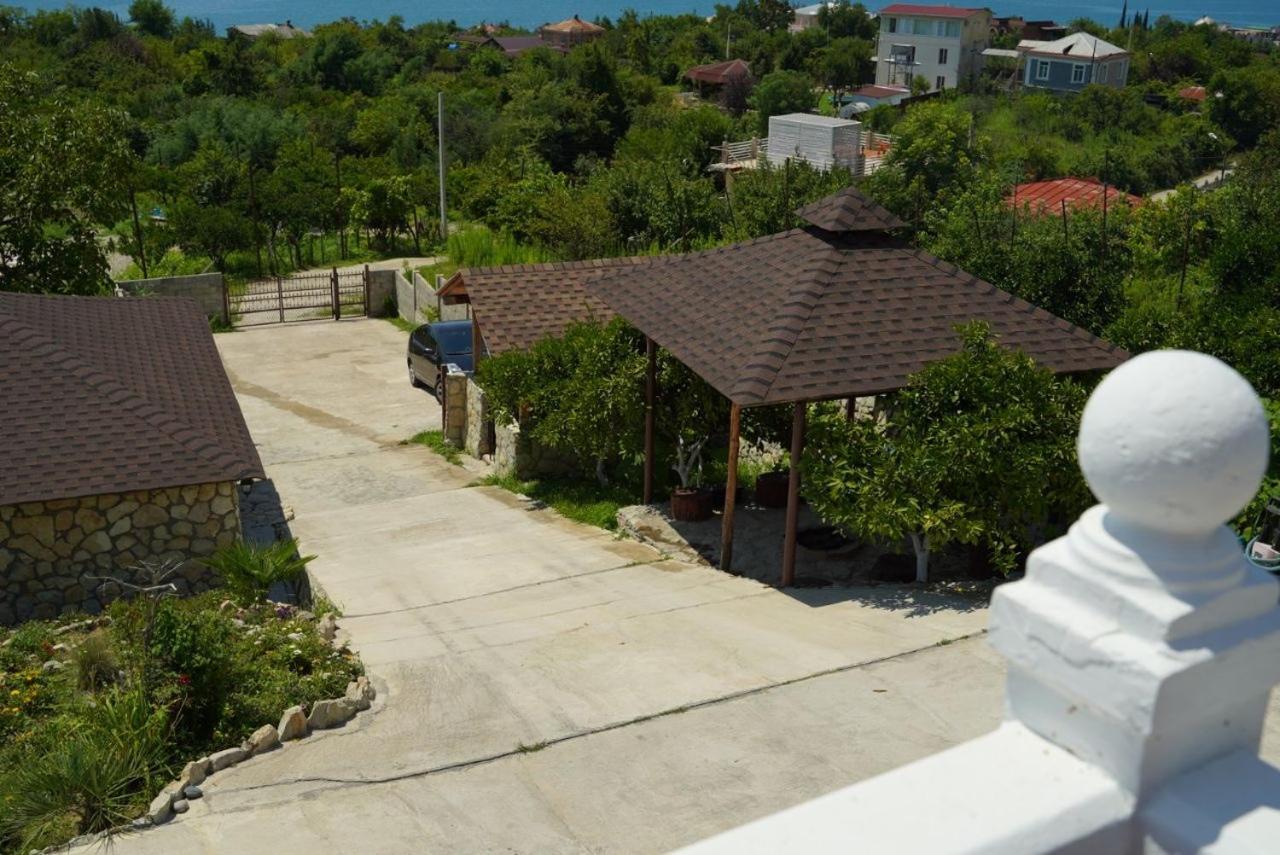 Гостевой Дом Сибиряк New Athos Exterior foto